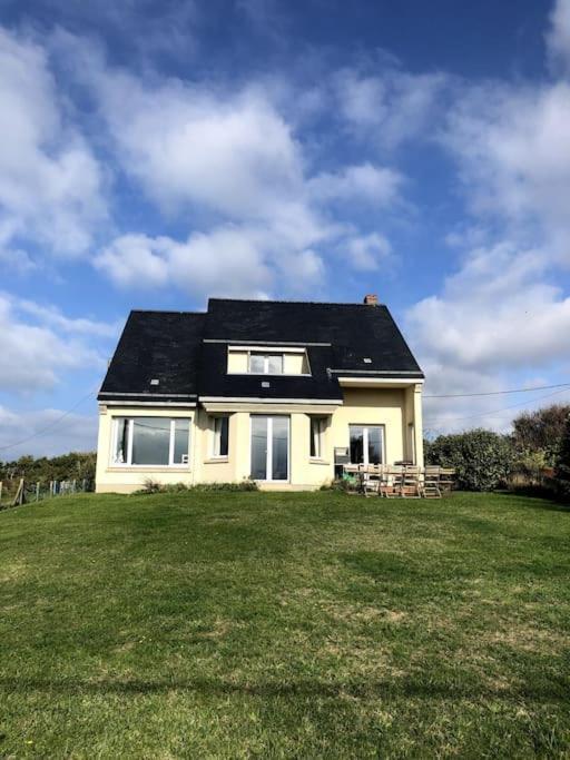 Grande Maison Chaleureuse Avec Vue Mer Imprenable Криэль-сюр-Мер Экстерьер фото